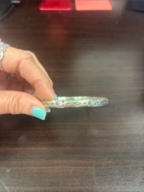 LEIGHA CLEVELAND of Leigha Cleveland’s  Jewelry